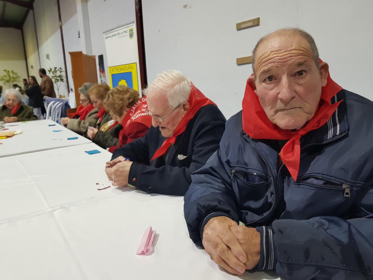 El alcalde destaca los encuentros intergeneracionales de la Feria del Mayor