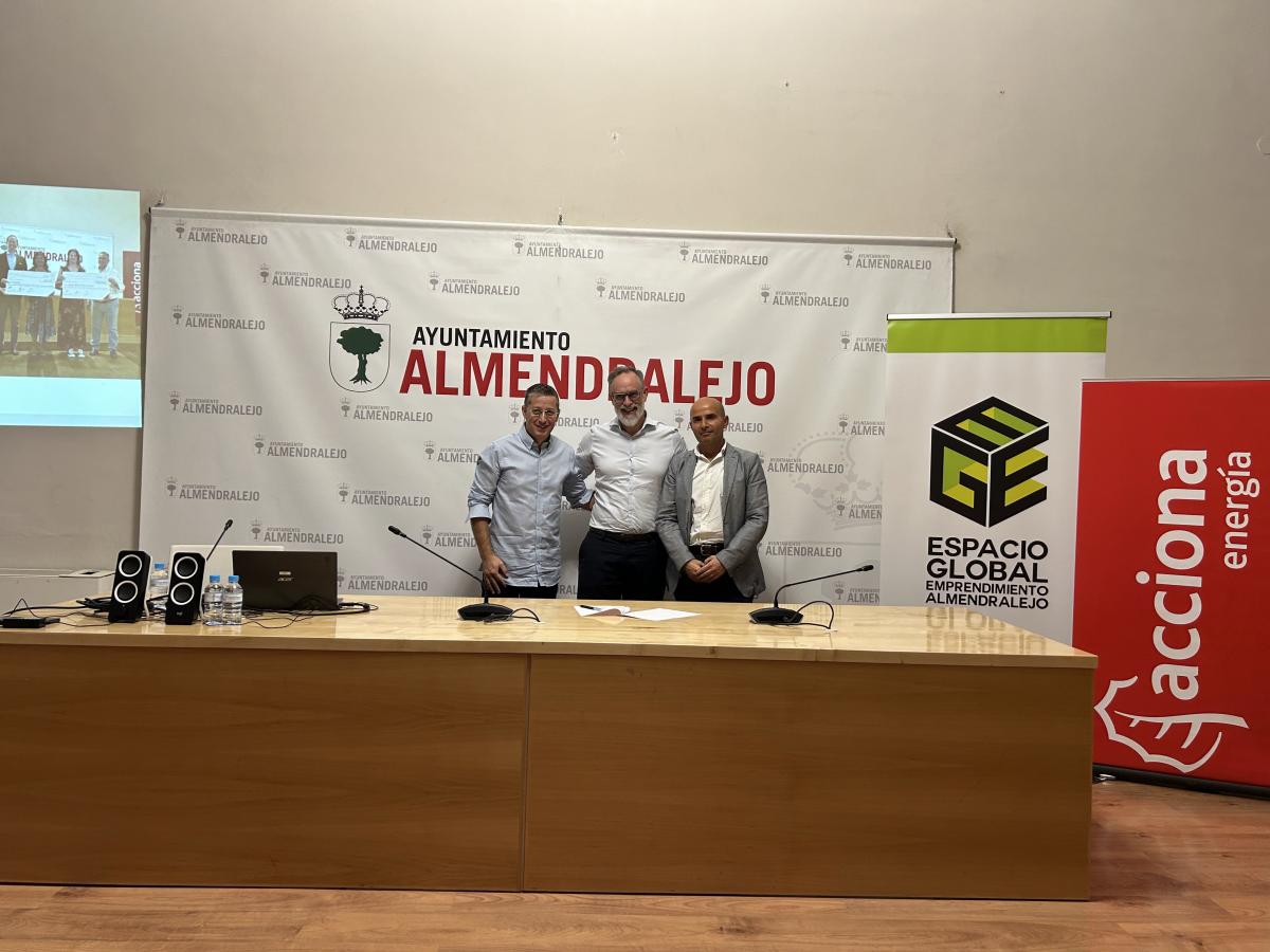 El Ayuntamiento firma con Acciona y AlmaNatura el convenio para la segunda edición del programa de empleo 